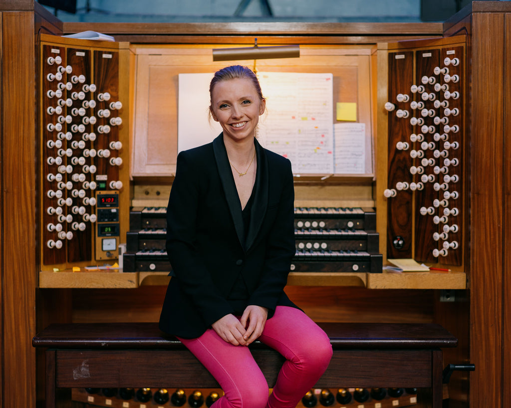 Anna Lapwood Interview | Q&A | Expressive Audio - HiFi Experts