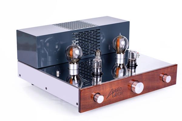 The History of Valve Amplificiation - Mark Manwaring-White